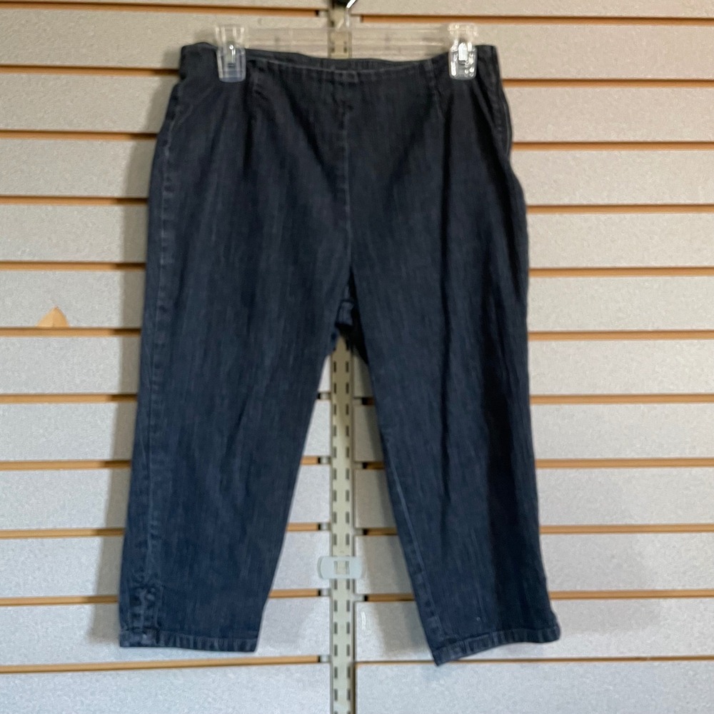 London Jean Women's Dark Wash Denim Capris Size 10‎ Cropped Pants Button Detail
